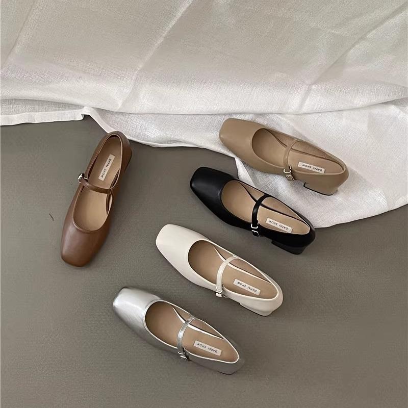 Французские серебряные туфли Мэри Джейн женские туфли темперамент толстый каблук квадратный нос светлый рот с одинарными туфлями