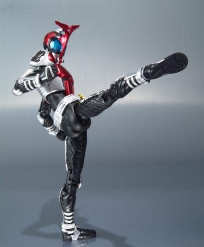 TAMASHII NATIONS Камен Райдер Кабуто SHFiguarts