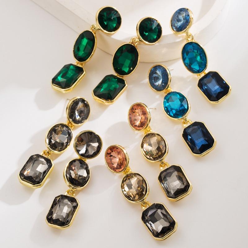 High-end party earrings women's super flash fashion wind alloy geometric earrings glass diamond earrings