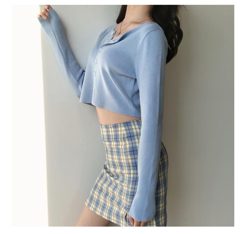 Женская белая футболка с длинным рукавом: Уникальный стиль ранней осени, модный нишевый дизайн, короткая куртка-кардиган.