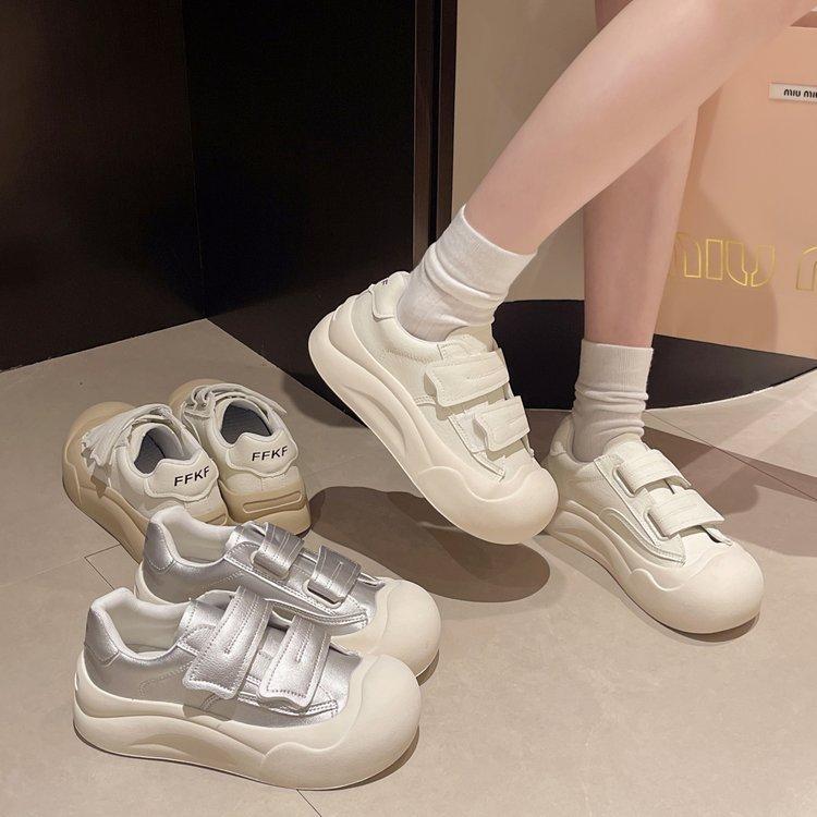 Туфли на липучке, холодные, липкие, на толстой подошве, уродливые, симпатичные, для женщин, 2024, новый академический стиль, для спорта и отдыха, высококачественные маленькие белые туфли для женщин