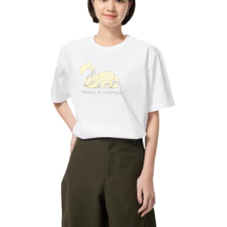 Uniqlo X Pokemon Сотрудничество SS25 Узор Пикачу Принт с буквами Круглый вырез Повседневная футболка с коротким рукавом Мужские Топы Белый 474426-00