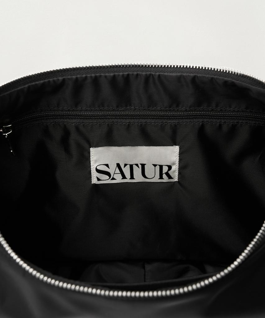 Сумка-хобо Satur, черная