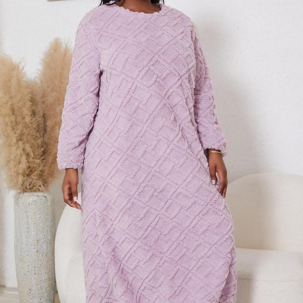 "Comfortable Cotton Velvet Nightgown for Women – Long Sleeve Autumn and Winter Wear"