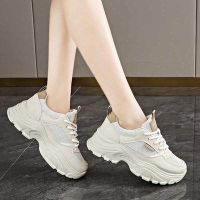 Женская обувь – Кроссовки