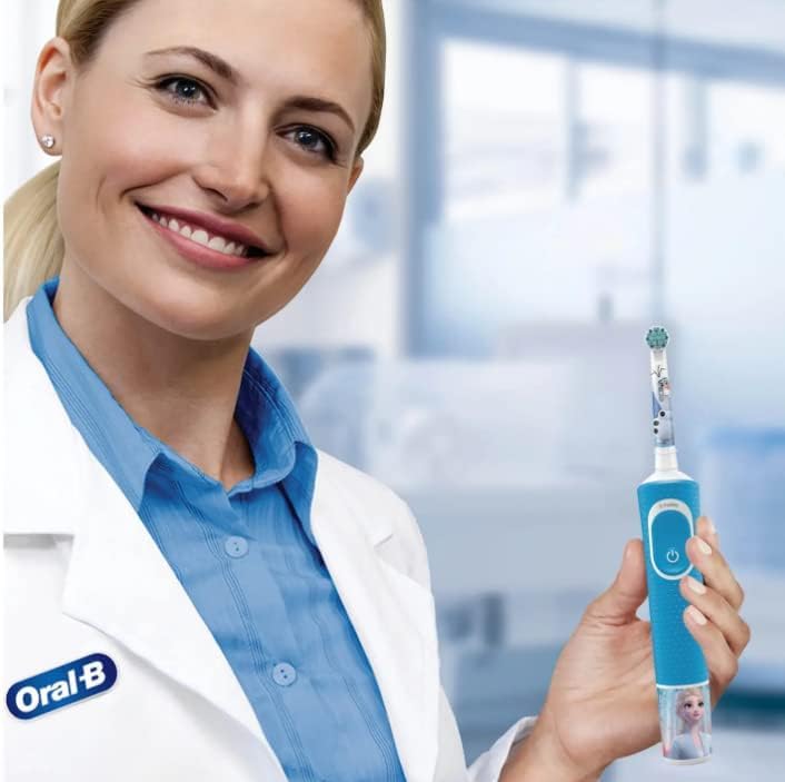 Braun Мягкие сменные насадки для зубной щетки с дизайном Frozen Набор из 4 штук Oral-B Kids, (EB10S-4), [Использовал]