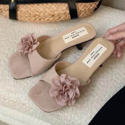 Модные элегантные шлепанцы на низком каблуке с цветочной отделкой, женские модные шлепанцы с квадратным носком, странный дизайн, сандалии-слайды, сексуальная обувь с открытым носком для пляжа