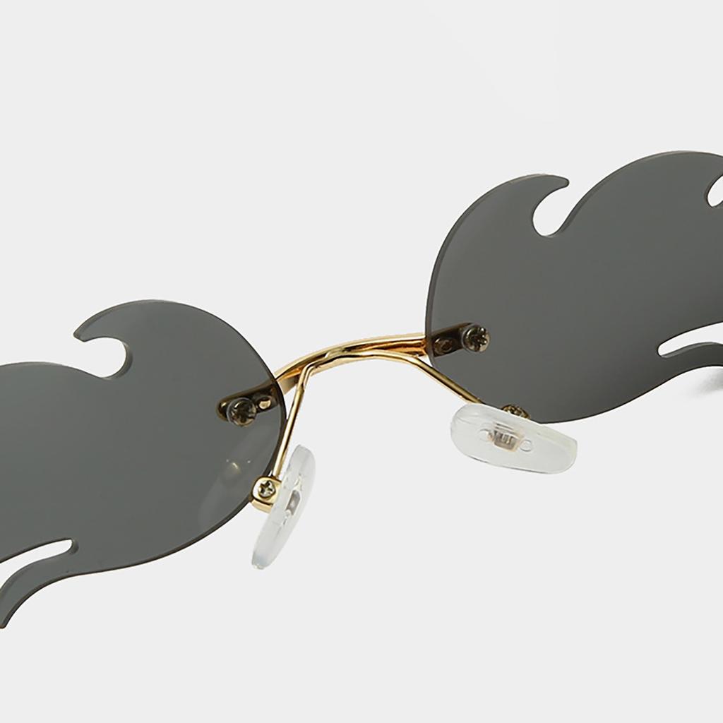 (проектор)Модные забавные очки в маленькой оправе, красочные солнцезащитные очки без оправы с металлическим пламенем