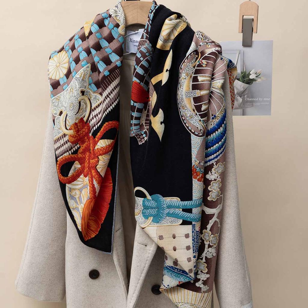 130*130cm 30% Silk +70% Wool Scarf Retro Vintage Luxurious Soft Shawl Large Warm Winter Wrap for Women