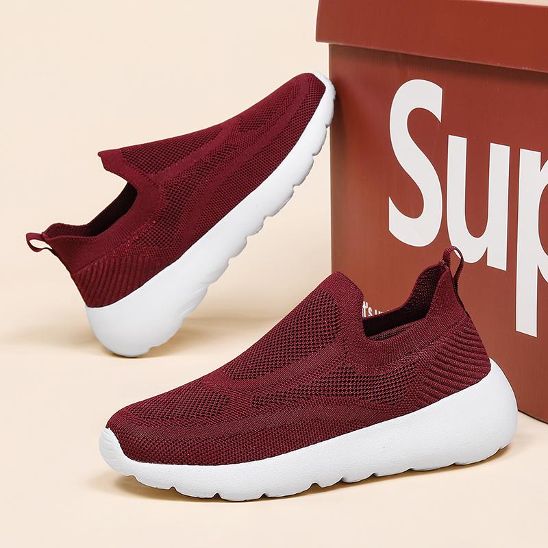 2025 Новые Удобные Дышащие Летние Спортивные Сетчатые Слипоны Легкие Вязаные Летающие Модели для Пар Больше, чем Повседневная Обувь для Ходьбы