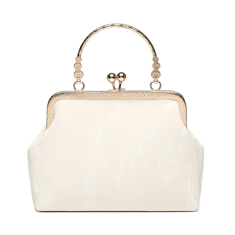 Элегантная квадратная сумка кроссбоди с жемчугом: Новый китайский стиль для универсальных вечеров