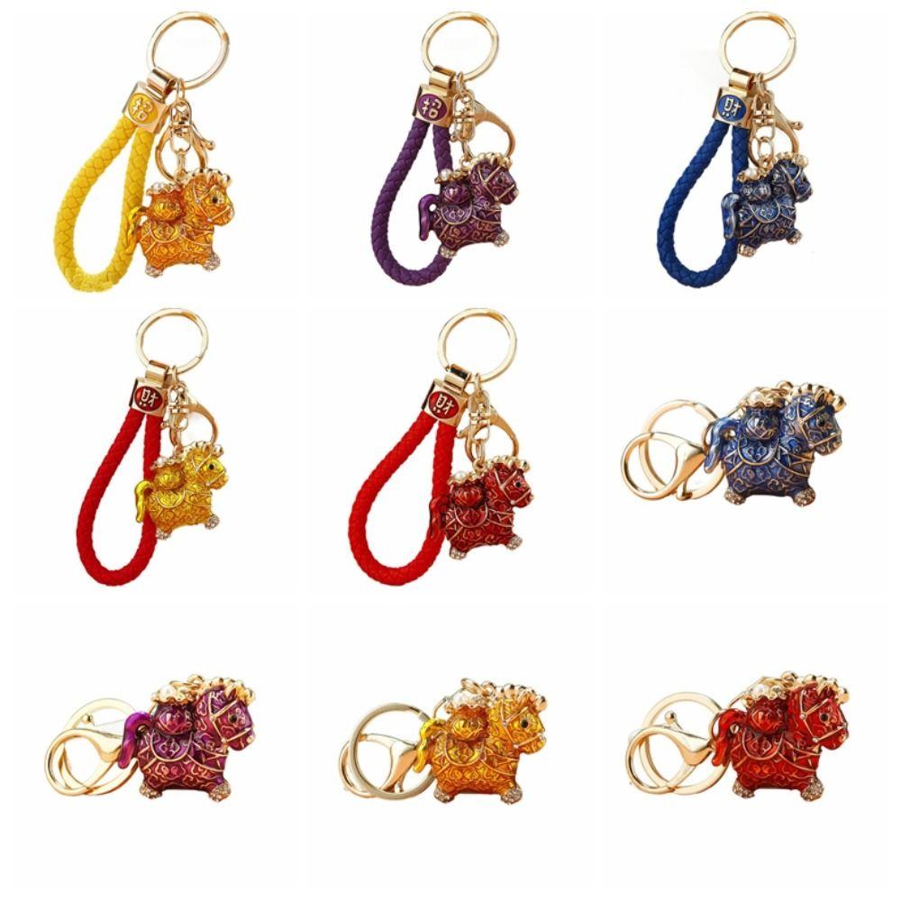 Exquisite Zodiac Horse Pendant Rhinestone New Year Pendant Fashion Horse Year Keychain Ornaments