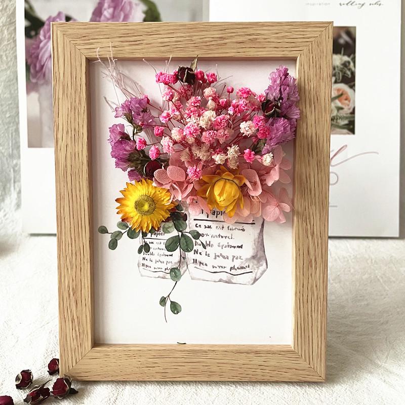 Handmade A4 Photo Frame with Dried Flowers - DIY Kit for Wall Decoration or Valentine's Day Gift