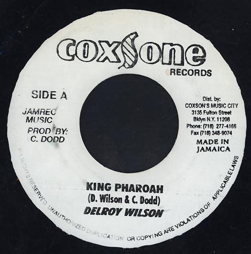 7-дюймовая пластинка DELROY WILSON / THE MARTINIS - King Pharoah / Yours Until Tomorrow НЕТ Coxsone Records Ямайка Регги, Ска и Даб Б/у