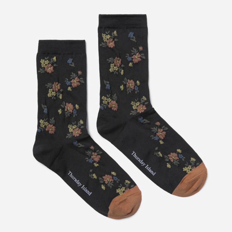 Thursday Island Flower Motif Socks_T256MSC135W