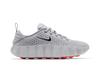 Женские кроссовки Nike Mind 002 Светло-дымчато-серые (Женский) Светло-серый дымчатый/Фотонная пыль/Гипермалиновый/Хром