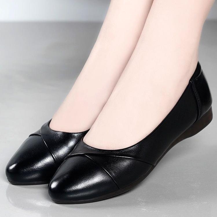 Рабочая обувь для мам, весна, новые, на плоской подошве, из говяжьих сухожилий, с мягкой подошвой, для среднего и пожилого возраста, одиночные туфли, плоский каблук, нескользящие, с неглубоким горлом, женские, маленькие