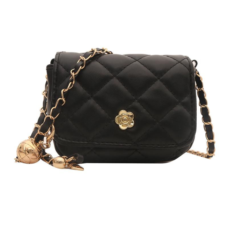 Мини-сумка с ромбовидной цепочкой, весна 2024, новая модная фактурная сумка на одно плечо с косым креплением