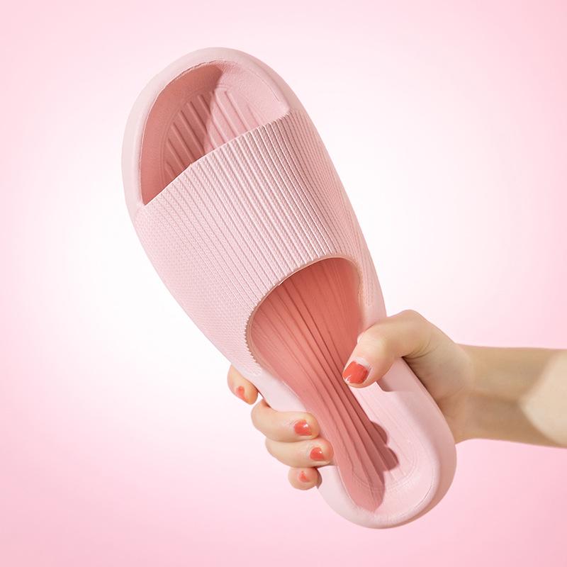 Крутые тапочки мужские домашние ванные банные нескользящие домашние комнатные летние женские