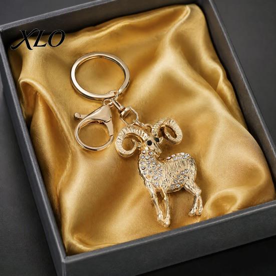 Goat Shape Charm Sparkling Rhinestone Keychain, Golden Plated Key Ring for Men Handbag Pendant Women, Decorative Keychain Car Keys Handbags Backpacks