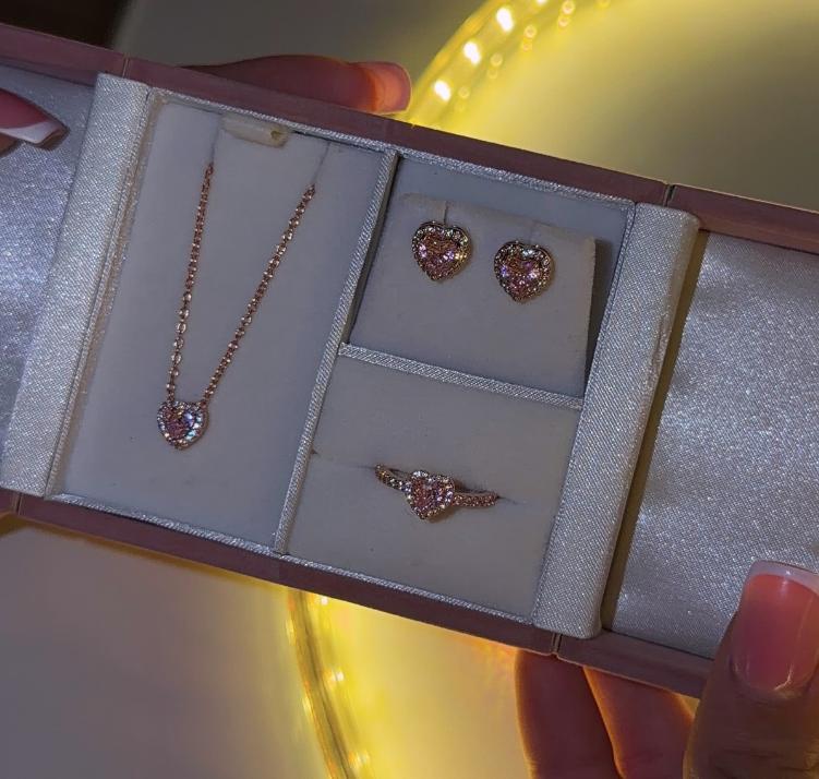 Women Luxury Bling Iced Out Cubic Zirconia pink Heart Ring Rose Gold Hypoallergenic 925 Silver Jewelry Set Earring Necklace Sets