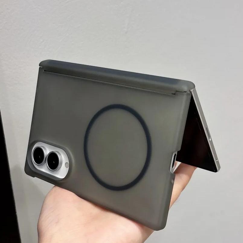 For Samsung Galaxy Z Fold 8 / Ultra Case Slim Matte Hard PC Translucent Magnetic for Magsafe Cover for Samsung ZFold 8 Ultra 7 6