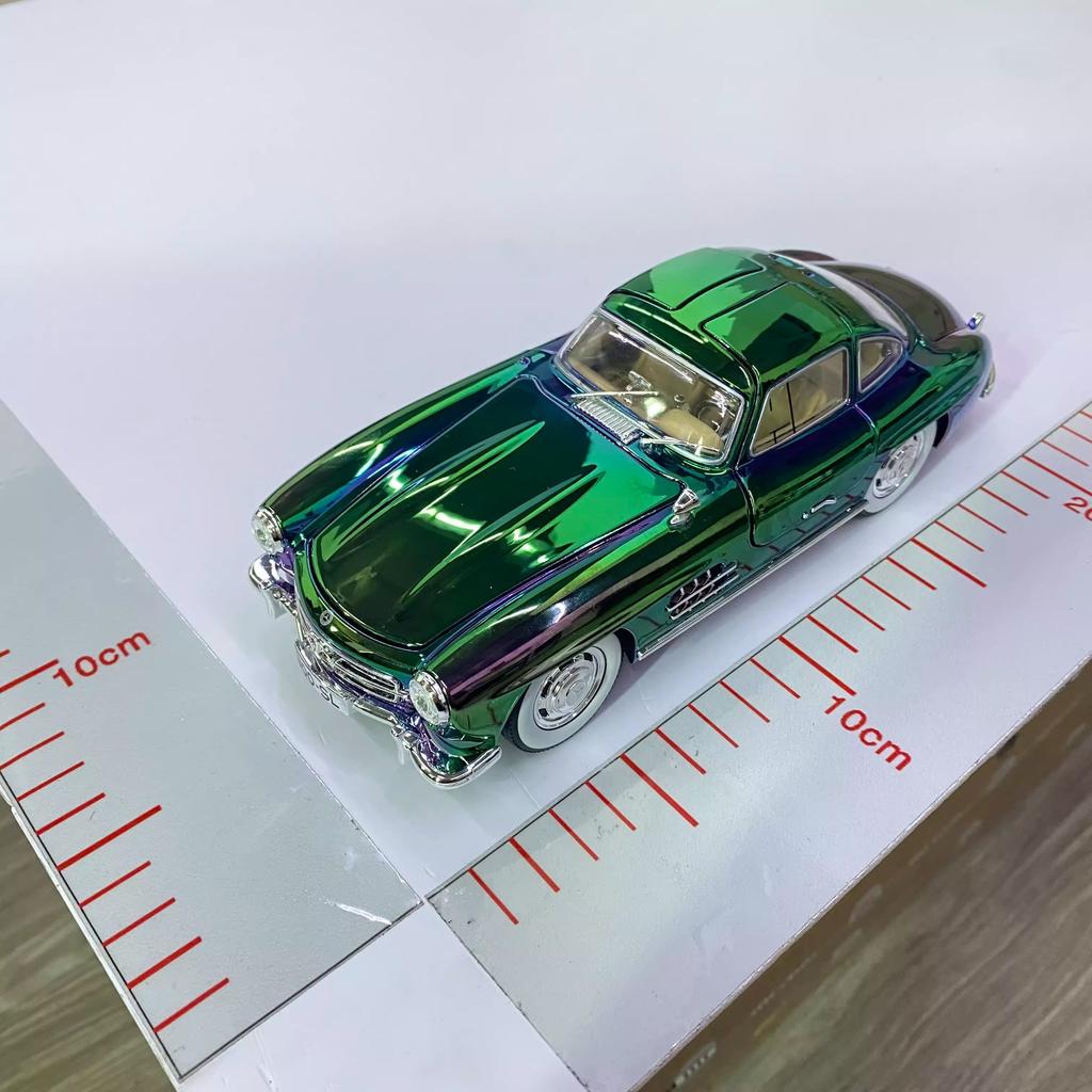1/24 Scale Benz 300SL Electroplated Version Alloy Car Diecast Metal Model Collect Hobby Model Ornaments Gift For Boys