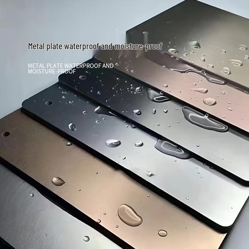 Бамбуковый уголь Дерево и металл Углеродно-кристаллическая плита ПЭТ Панель для стен - Отделанная щеткой золотая карбоновая отделка