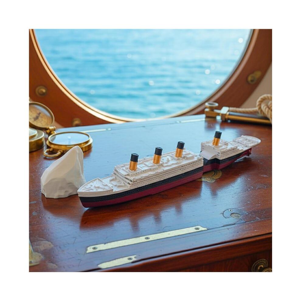 Realistic, split-in-two Titanic bath toy and pool toy, Titanic topper, historically accurate, breakable Titanic boat