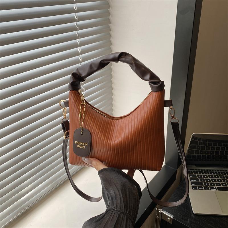 Bag Women's Bag New Simple and Fashionable Large-capacity Handbag Single Shoulder Crossbody Dumpling Bag