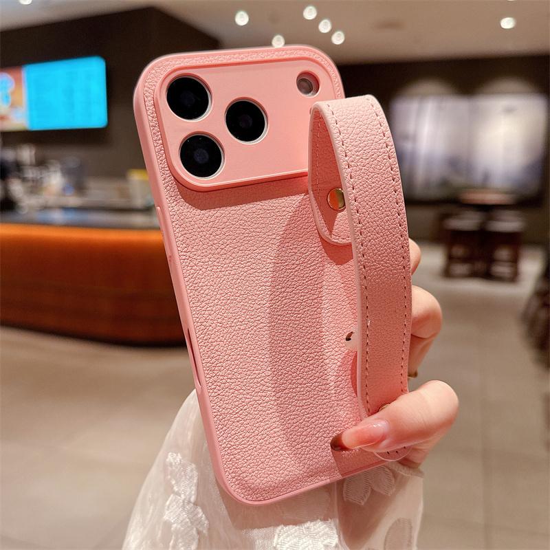 Кожаная текстура Браслет-держатель Чехол для телефона для iPhone 17 Air 16E 15 14 Plus 13 12 11 Pro Max Однотонный Матовый Ударопрочный Чехол
