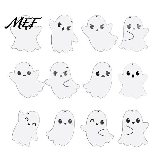 Funny Halloween Gift Ideas Wooden Ghost Hanging Sign, Spooky Wood Sign with Jute Rope, Cute Party Decorations Decor, Rustic Farmhouse Holiday Wall Art