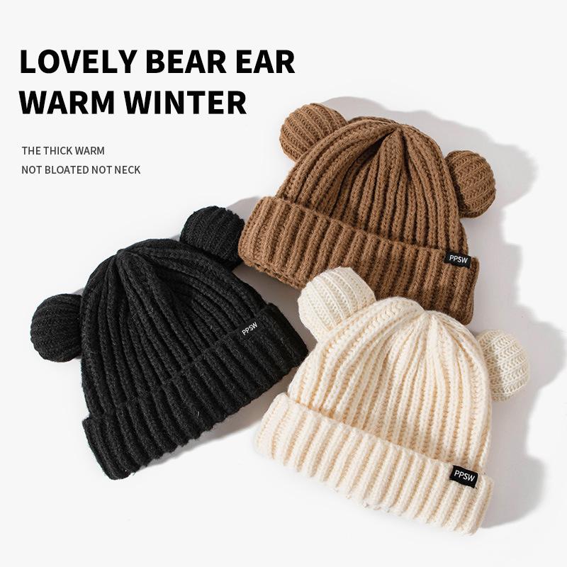 2024 Женская однотонная вязаная милая шерстяная шапка с ушками медведя для взрослых, мягкая плюшевая утолщенная наружная защита ушей для тепла, женская шапка