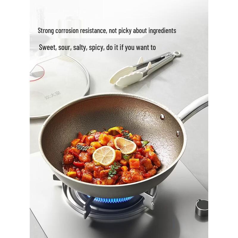COOKER KING Pure Titanium Wok 30cm