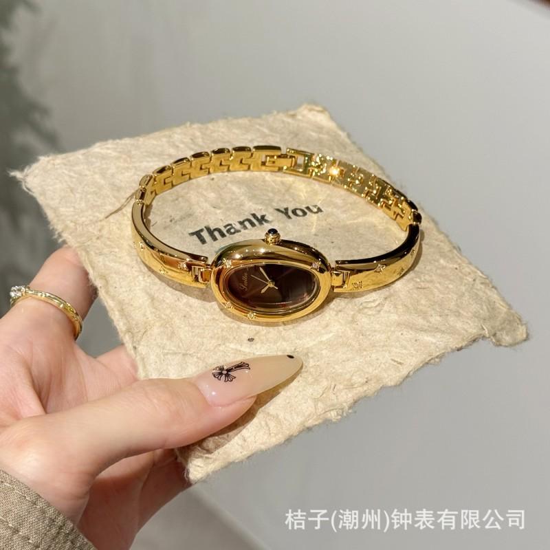 Elegant Womens Alloy Watch With Crystal Dial Oval Face 24mm Minimalist Luxury Bracelet Style 30M Water Resistant
