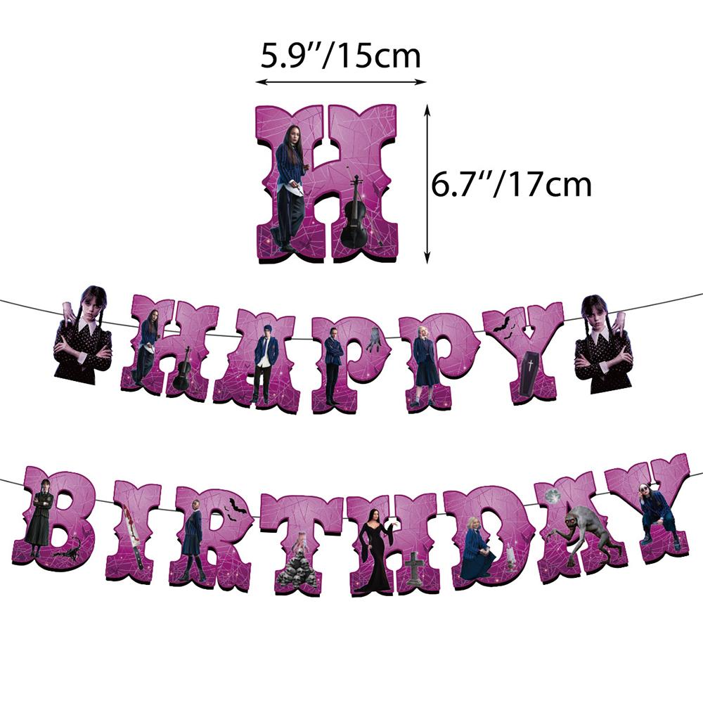Украшения для вечеринки в честь дня рождения Уэнсдей Аддамс включают топпер для торта, баннер из воздушных шаров