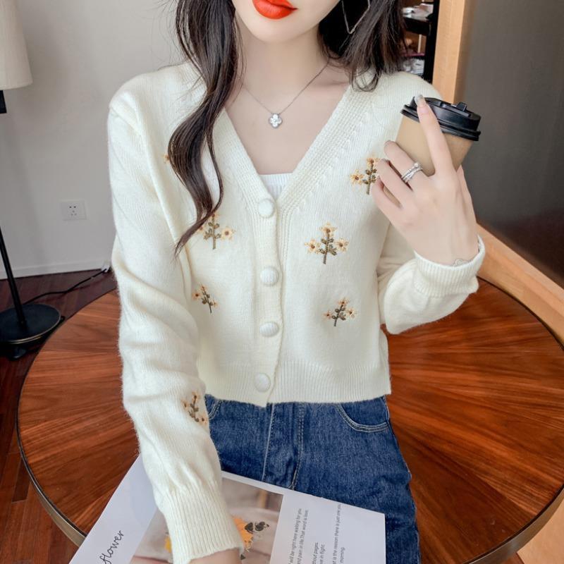 2023 Spring and Autumn V-neck Flower Embroidery Long Sleeved Knitted Shirt Women French Minority Short Soft Cardigan Sweater Top
