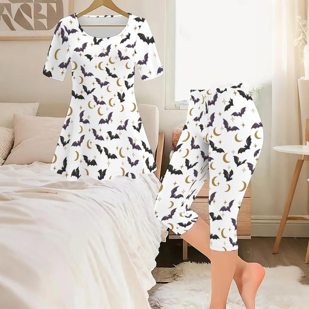 Women Plus Size Round Neck Short Sleeve Printed Pumpkin Floral Top Capri Pants Two Piece Pajama Set