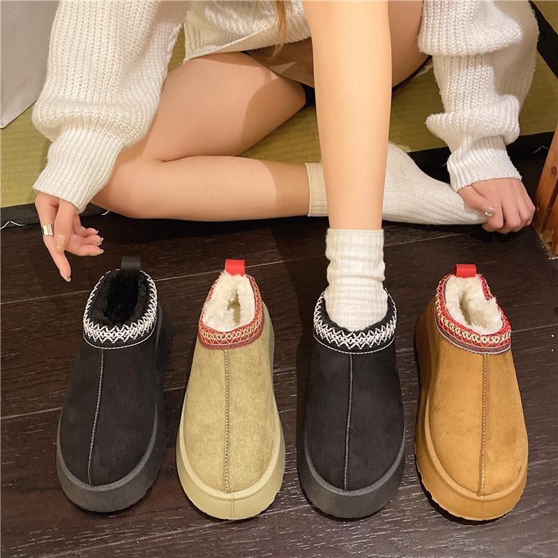 TUINANLE Winter Snow Boots Women Non-slip Boots Warm Plush Thick Cotton Shoes Plus Size 35-43