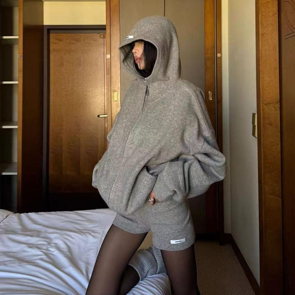 Новый женский вязаный комплект-платье серого цвета для миниатюрных, для поздней осени и зимы 2025