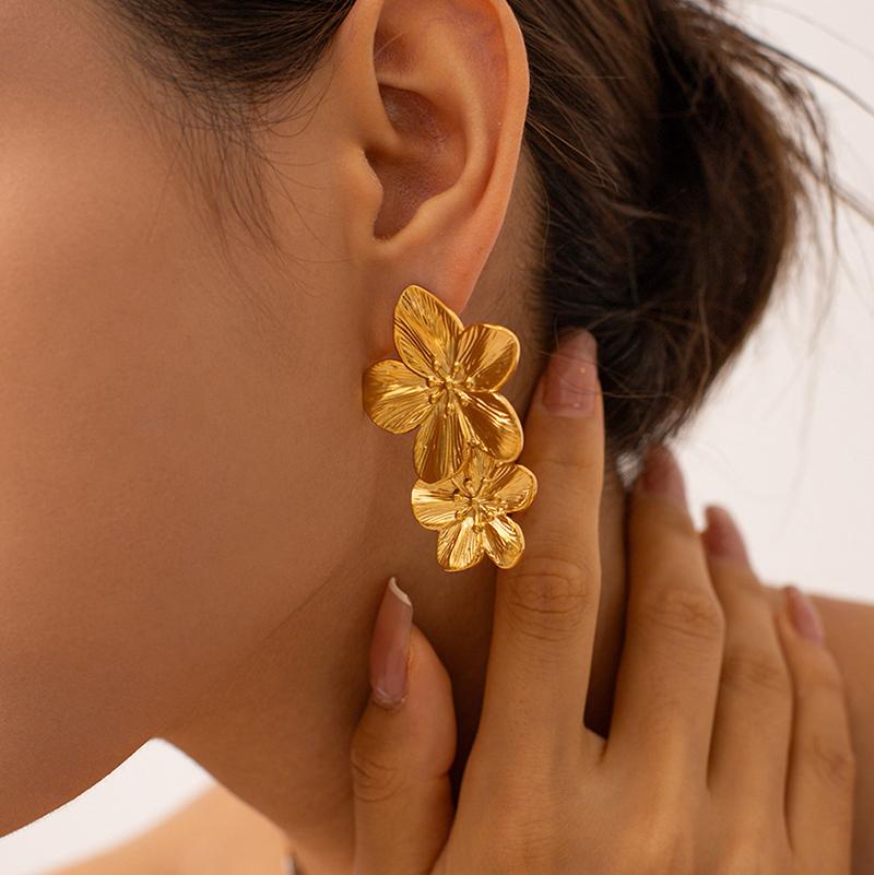 Vintage Gold Color Metal Flower Drop Earrings for Women Statement Stylish Exaggerated Simple Two Flower Zircon Gifts