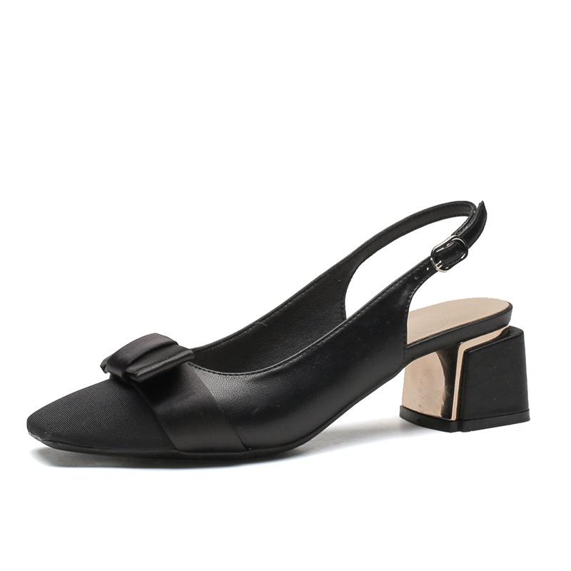 Тапочки Baotou женские летние 2025 года, новые ретро-туфли с квадратным носком и толстым каблуком, сандалии с ремешком сзади