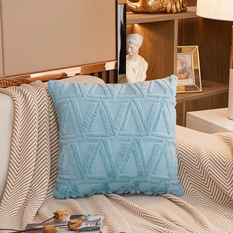 Luxury Style Soft Plush Faux Wool Couch Throw Pillow Covers Vintage Pattern Woven for Bedroom Home Decorative & Throw Pillows