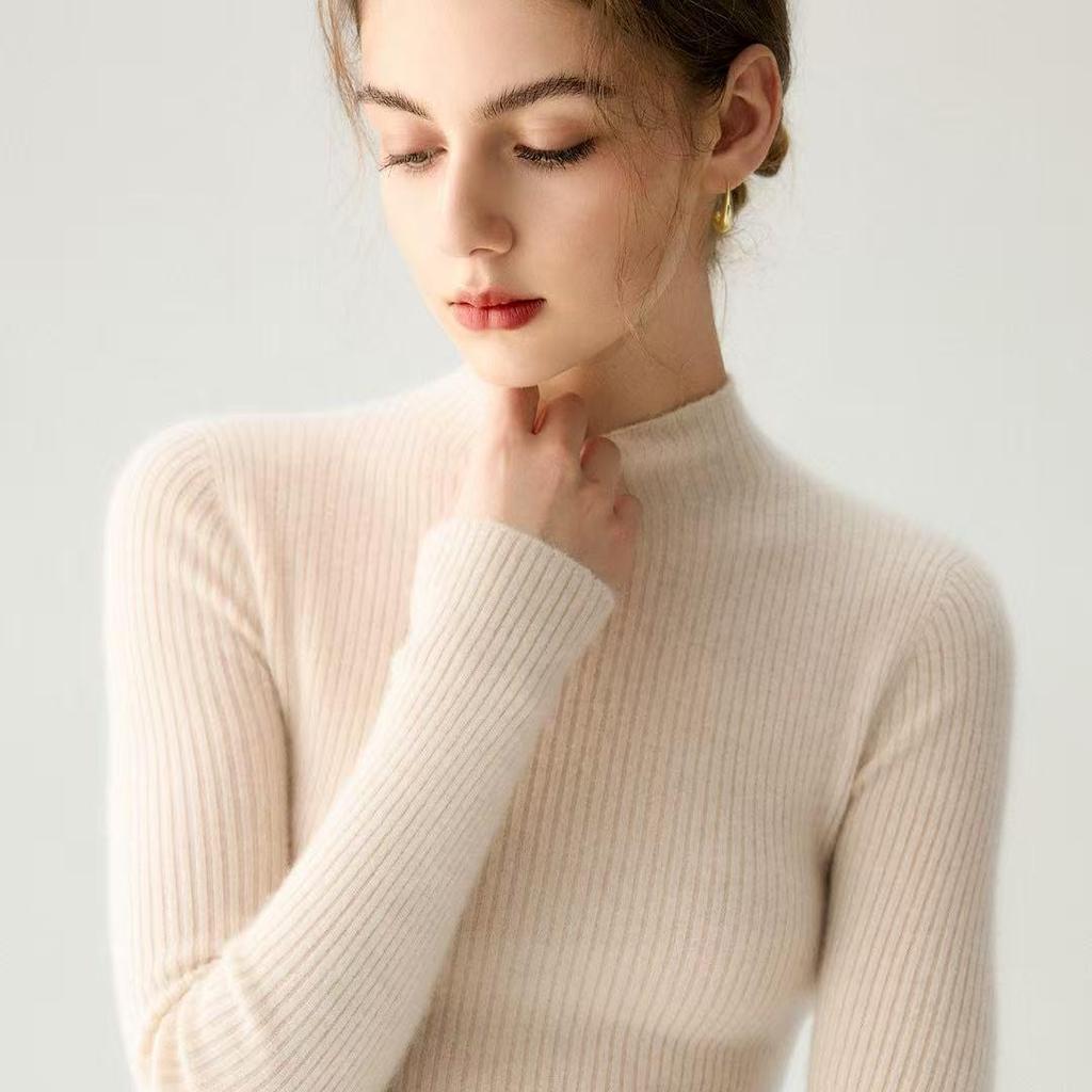 Women's Slim-Fit Pure Cashmere Knit Base Layer Sweater