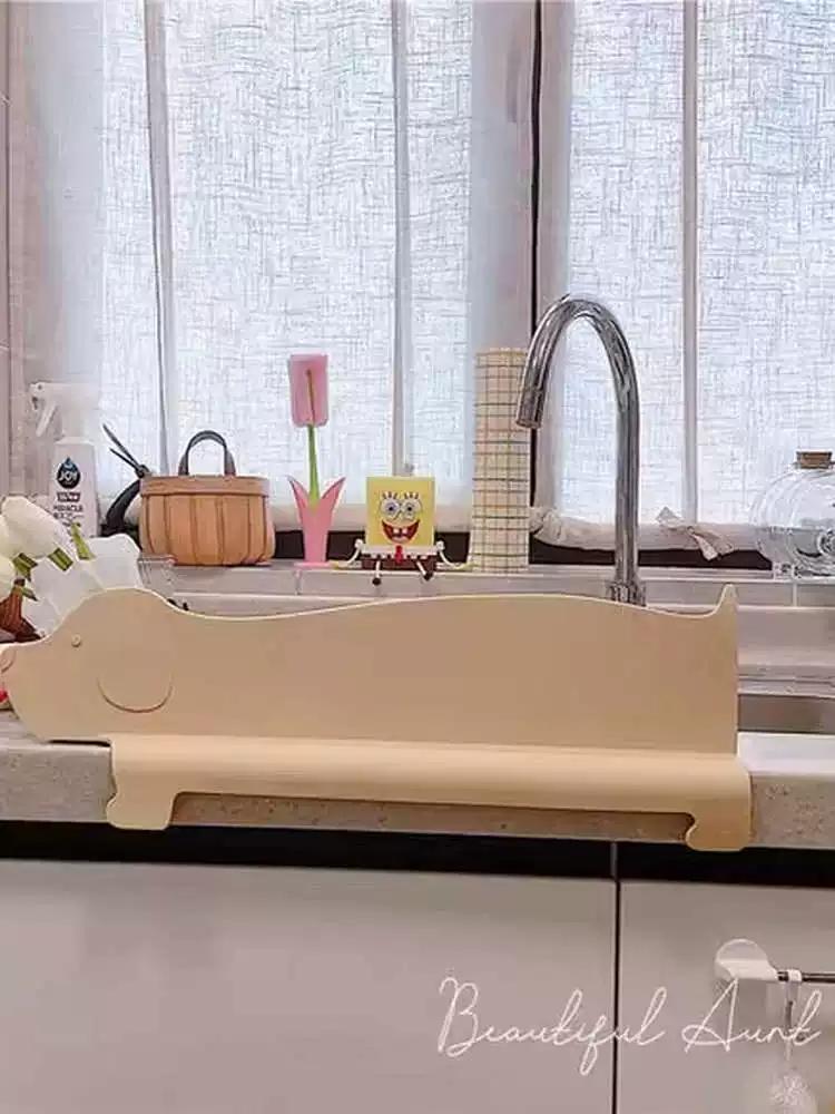 Cute Polar Bear Kitchen Sink Water Barrier Splash Guard for Washing Dishes and Vegetables, Silicone Suction Cup