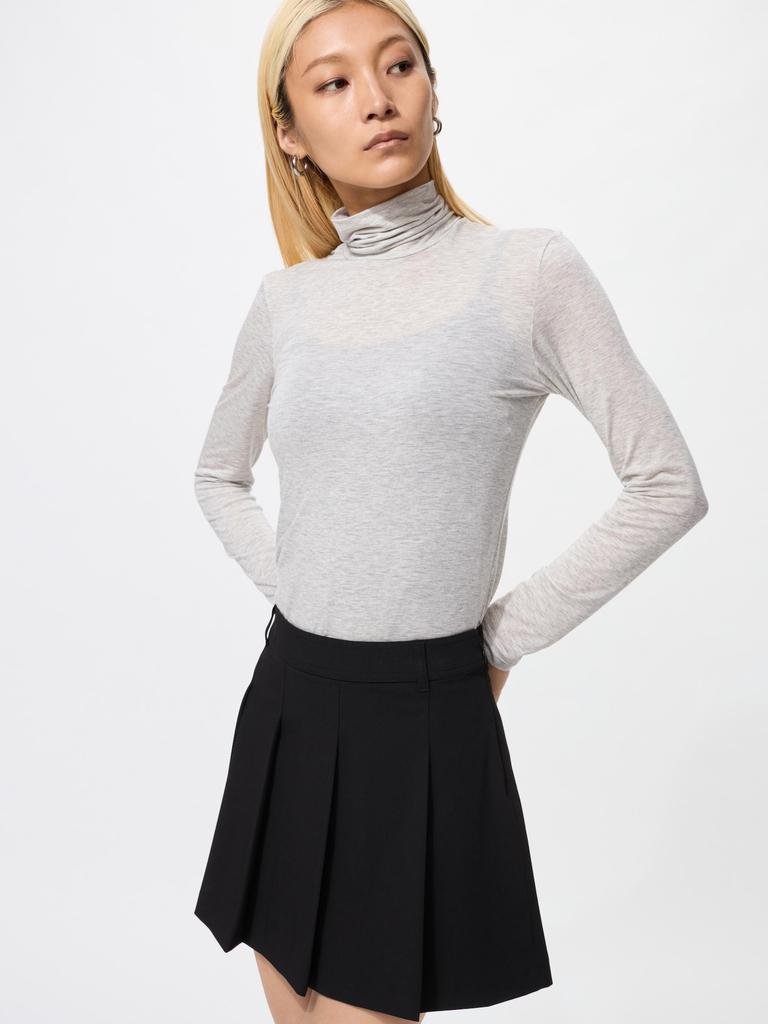 Uniqlo Футболка с высоким воротом HeaTTech Ultra LighT с длинным рукавом 