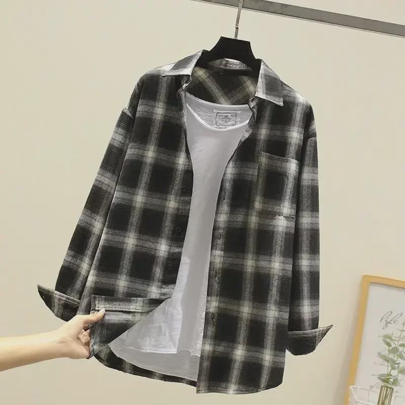 Men's Long-Sleeve Plaid Shirt - Autumn Hong Kong Style, Trendy Korean Slim Fit, Casual Jacket for Couples