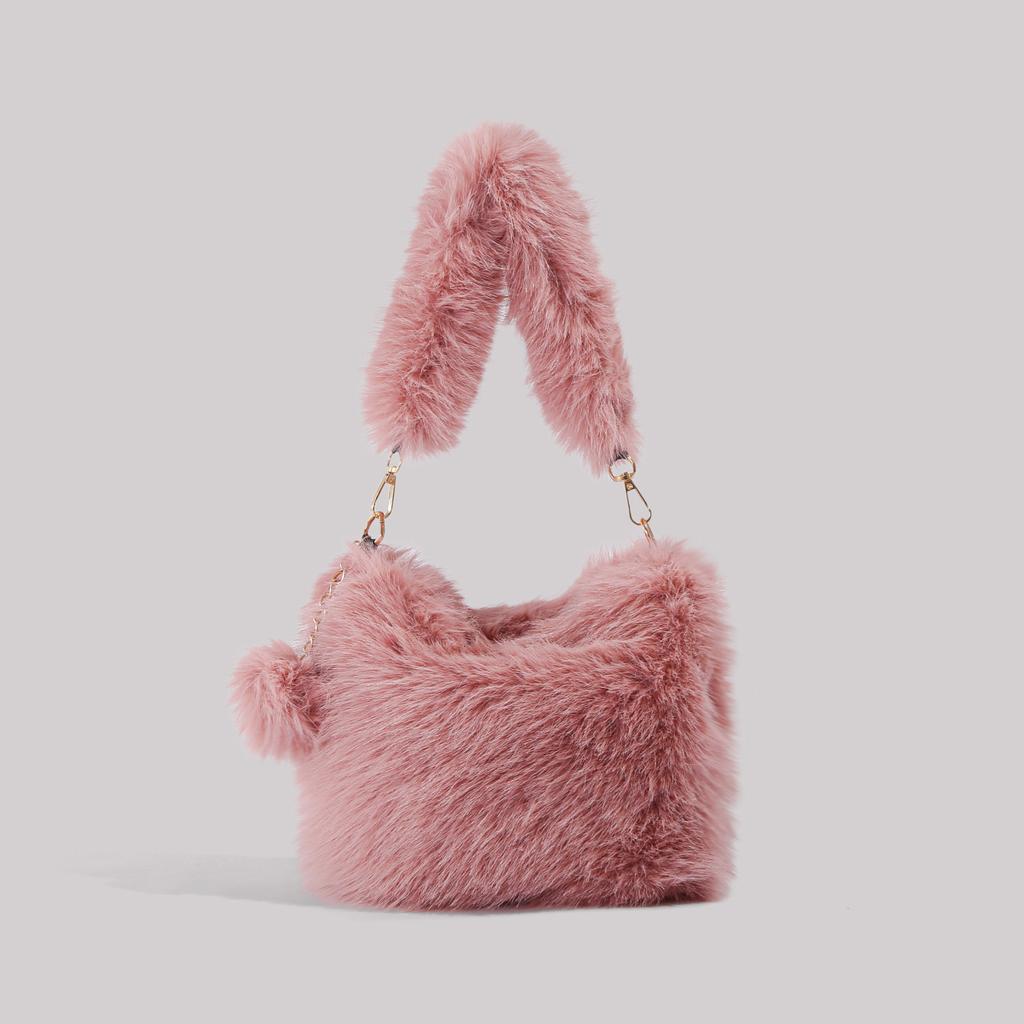 Сумка под мышкой, пушистая сумка, женская, 2025, зима, новая, нишевая, модная, сумочка, на одно плечо, ленивая плюшевая сумка
