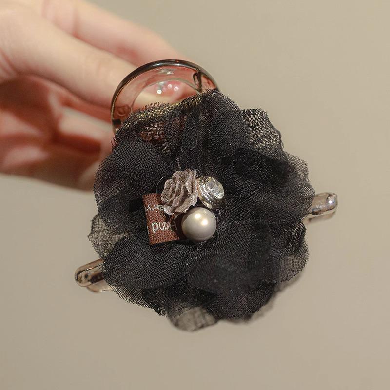 Summer Pearl Flower Women's Hair Claw Clip - Cute Korean Shark Hairpin for Back of Head, Large Size