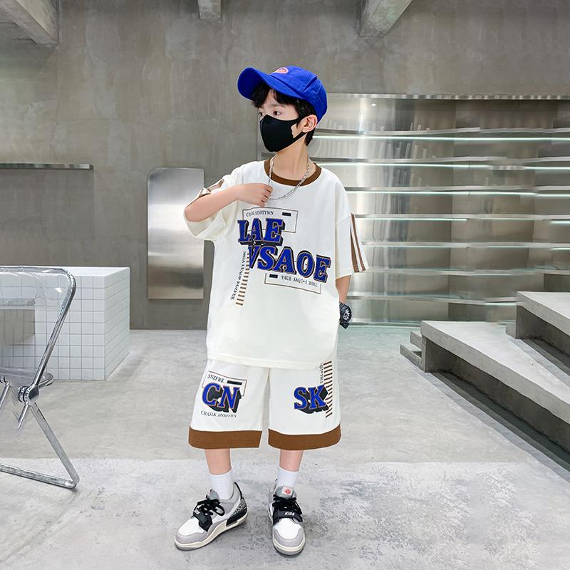 Boys' summer outfit set 2026 new children's outfit, mid size, cool and handsome, sporty thin, boys' summer sports trend